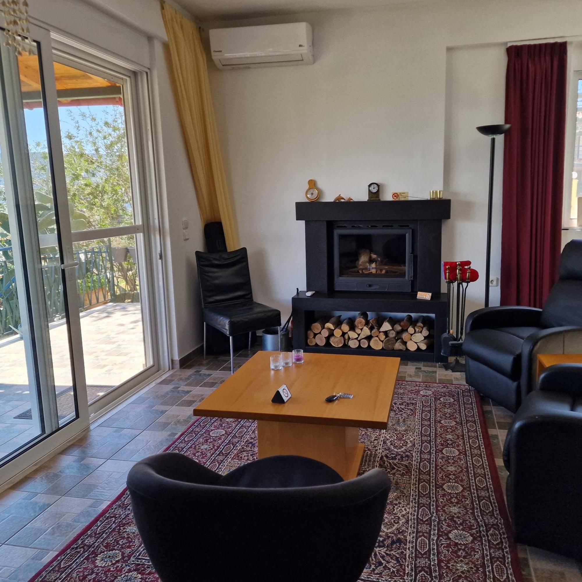 Grieks Vakantiehuis To Kalokairi Kougaíika Exterior foto